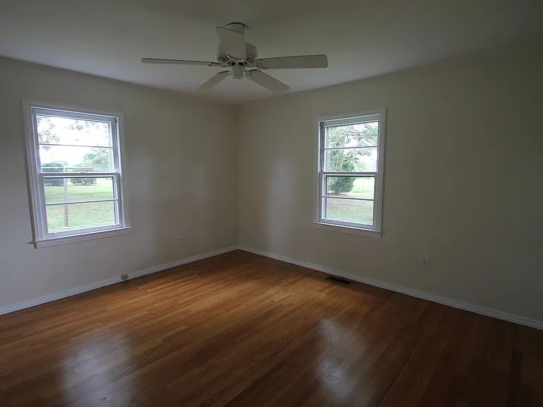 4828 Wh Borders Rd — Photo 5