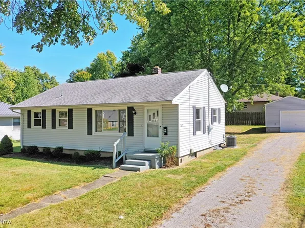 300 N Mecca St, Cortland, OH 44410