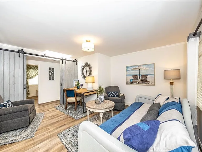 35325 Beach Rd — Photo 24