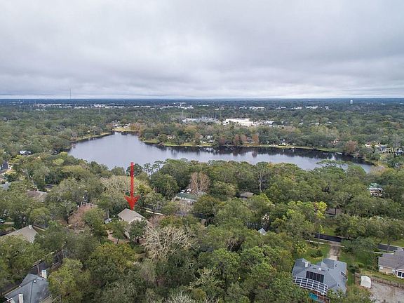 2nd image of 682 Greywood Dr