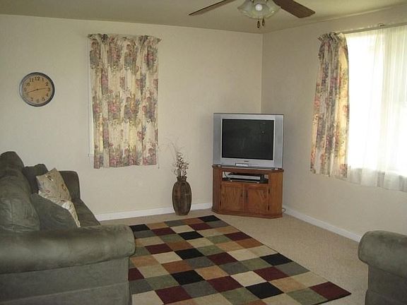 3rd image of 441 Mumper Ln
