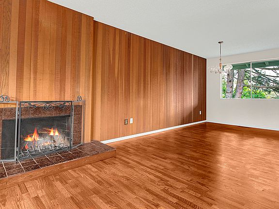 5th image of 2220 169th Ave NE