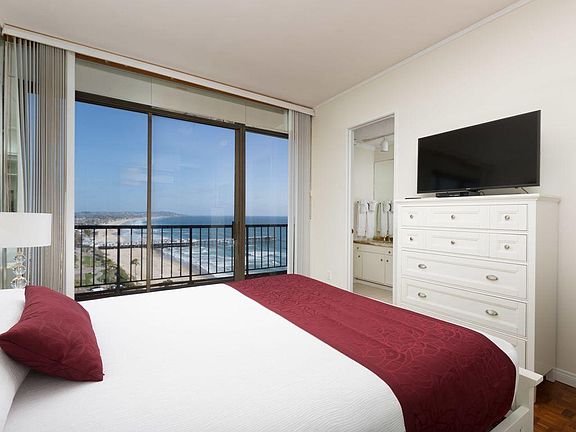 5th image of 4767 Ocean Blvd Unit 1201