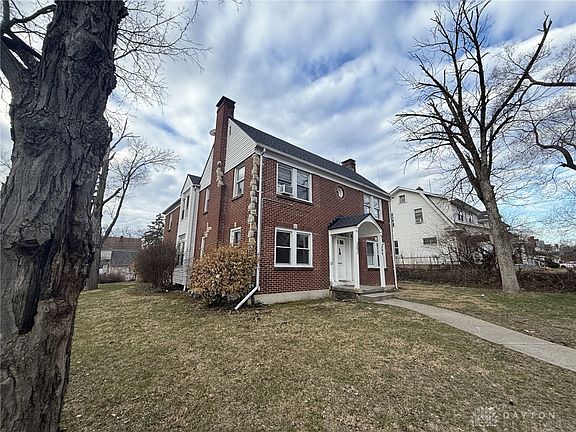 3rd image of 302 Fountain Ave