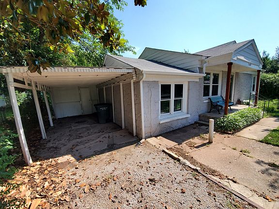 2nd image of 4629 SE 24th St