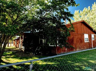 3 Sawmill Rd, Williamsburg, NM 87942