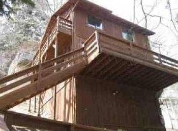 2nd image of 702 Virginia Ct
