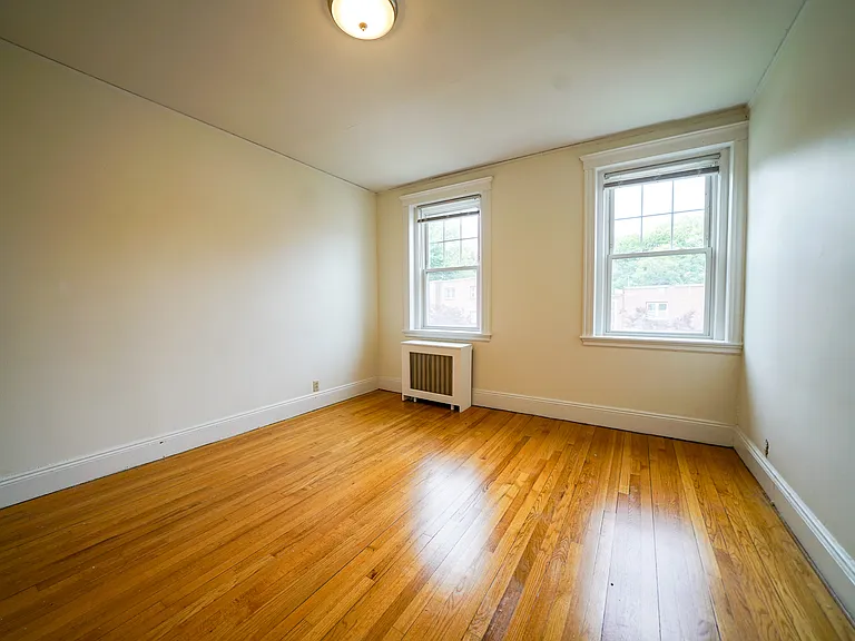 58 Selkirk Rd #12 — Photo 11