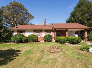 117 Redbird Dr, Gladstone, VA 24553