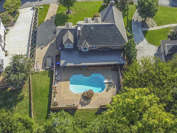 2nd image of 2100 River Sound Dr