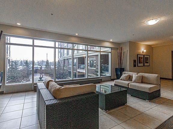 5th image of 212-35 Inglewood Park SE #212