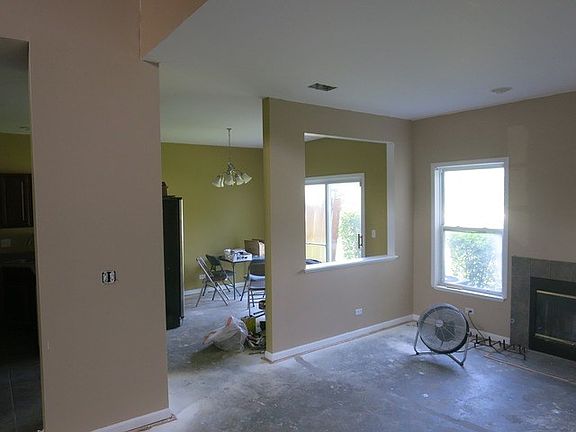3rd image of 377 Abington Woods Dr #377