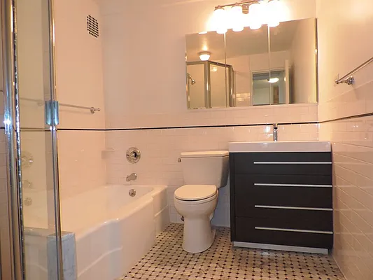 Rented by essential NEW YORK Real Estate | media 15