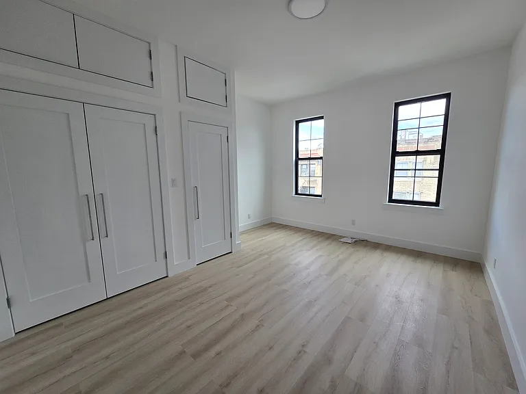 32-04 44th St #2B — Photo 5