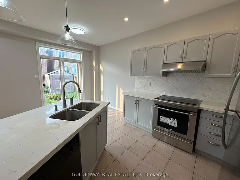 34 Whitford Rd — Photo 6