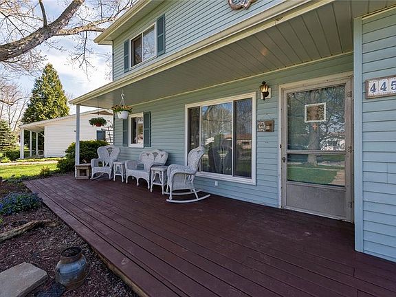2nd image of 445 Laurel Dr