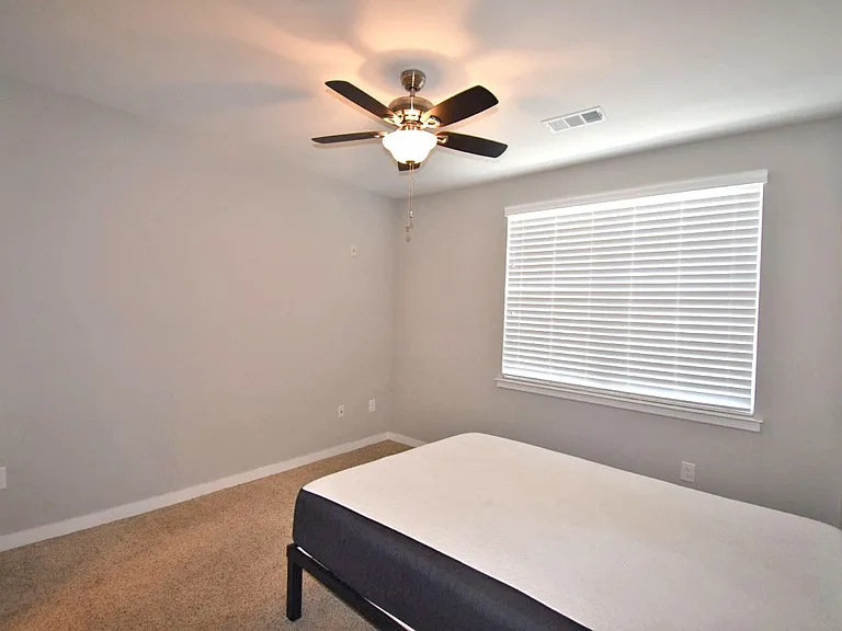 1118 Litton Ave #204 — Photo 5