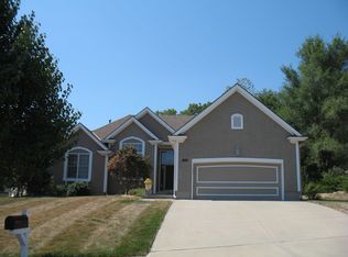 5828 N Mayview Ave, Kansas City, MO 64151