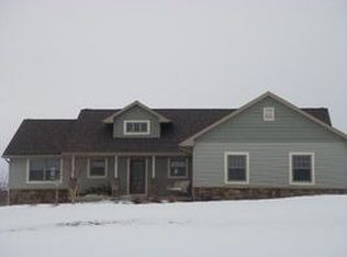 E9579 Ashbury Ln, Fremont, WI 54940