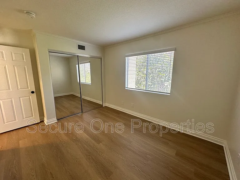 1740 Amarelle St — Photo 31