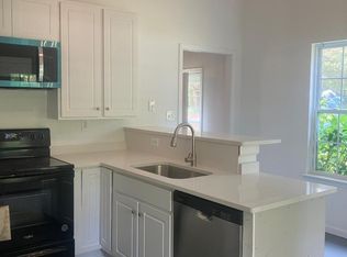 5012 Katherine Ln, Cape Charles, VA 23310