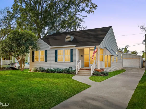 3646 Greenway Pl, Shreveport, LA 71105