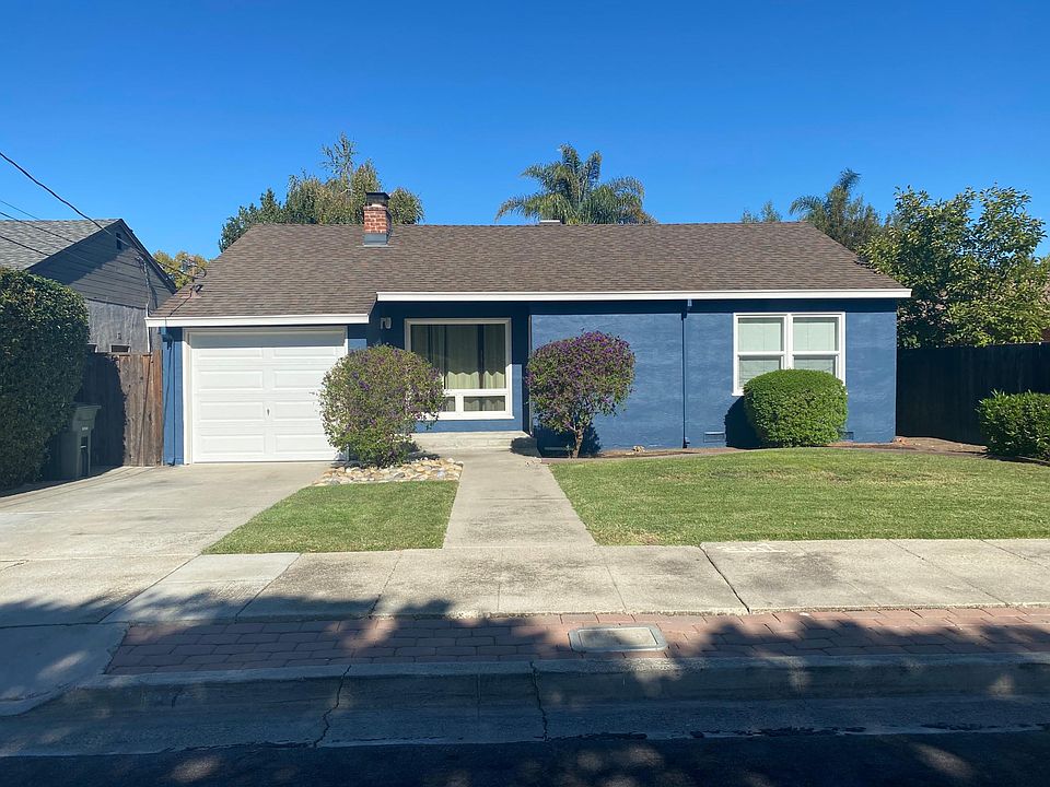 1st image of 27 Arden Ct
