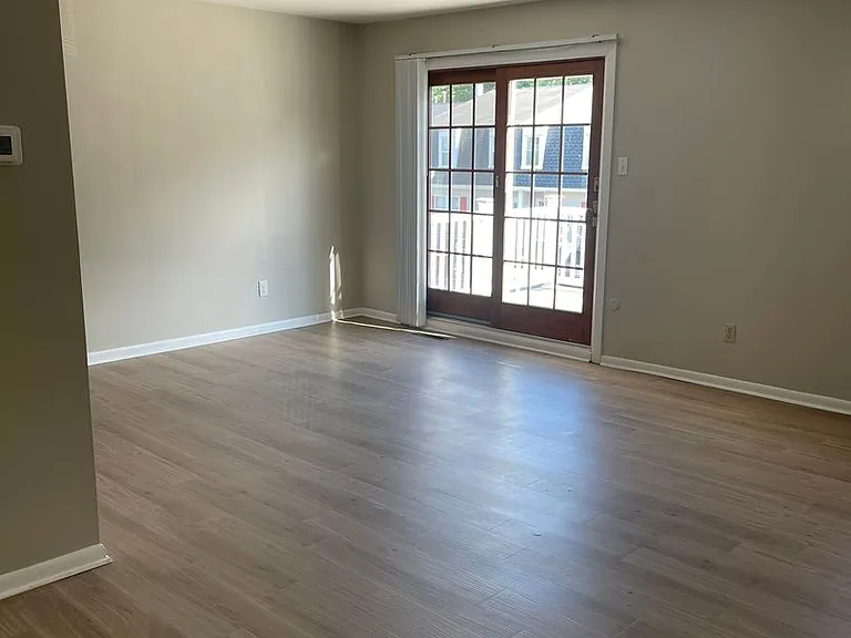 24 E Green Valley Cir — Photo 16