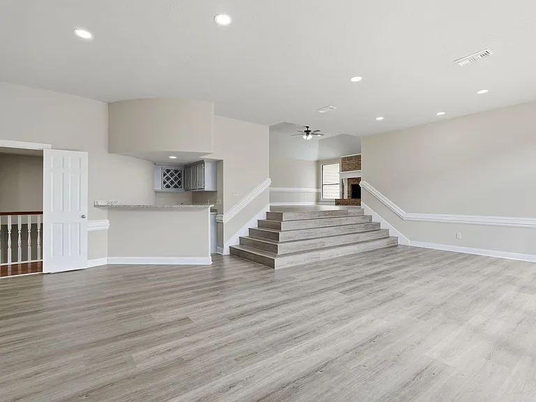 7611 Naremore Dr — Photo 25