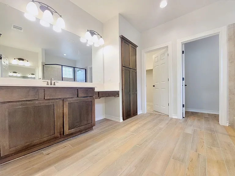 4413 Royal Oak Blvd — Photo 35