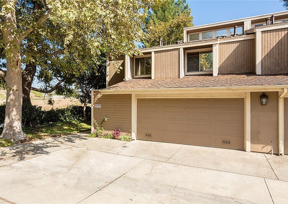 1st image of 18201 Andrea Cir N Unit 1