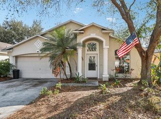 719 Somerstone Dr, Valrico, FL 33594