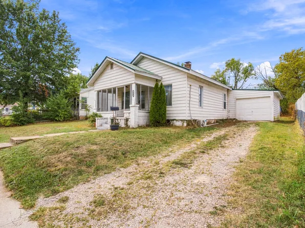 512 9th Street, Monett, MO 65708