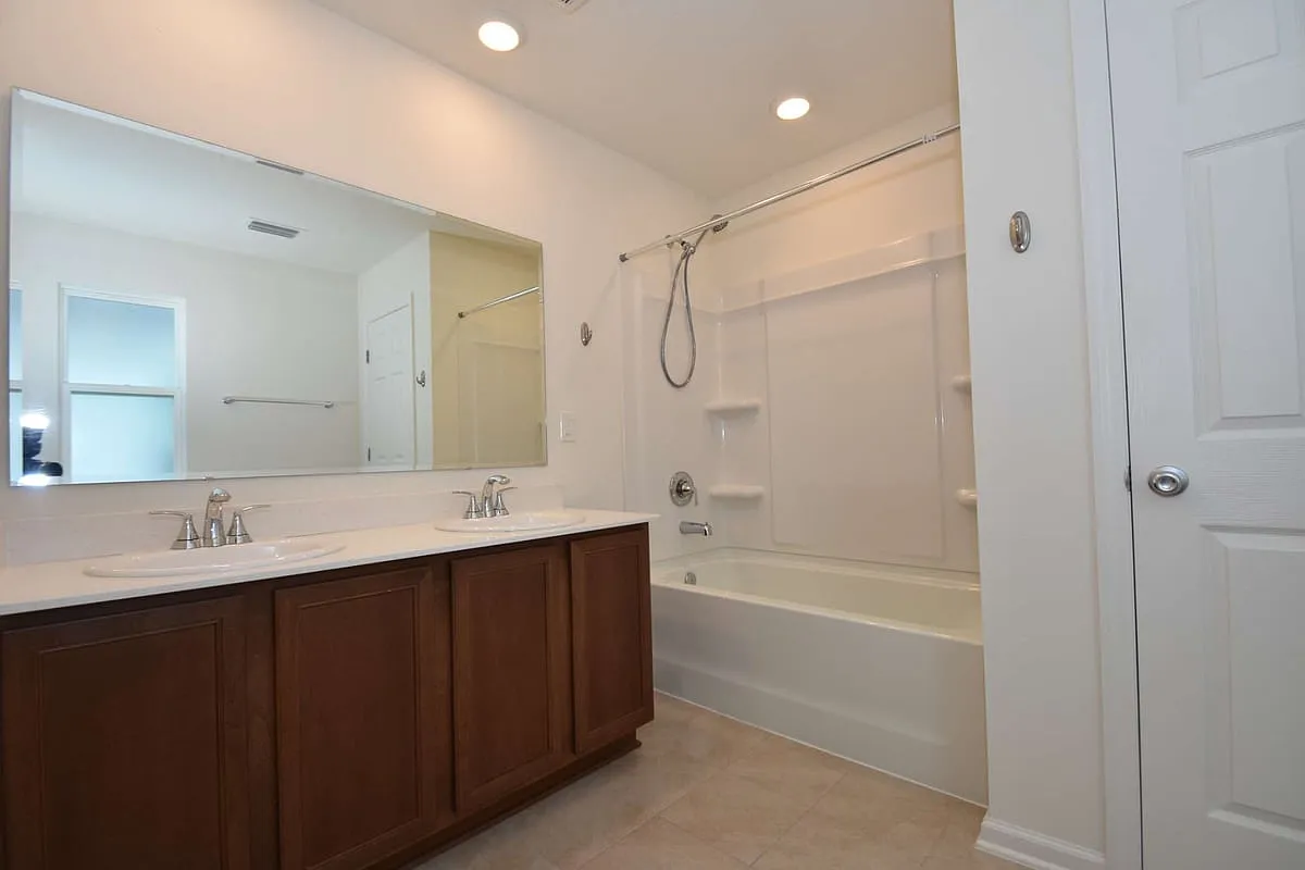 32 Windsor Terrace — Photo 3