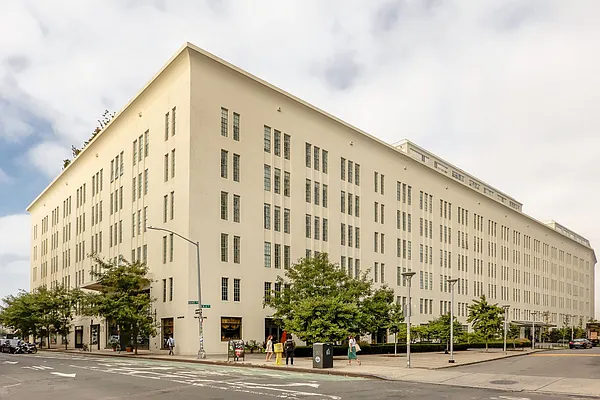 Rented by Brown Harris Stevens | media 39