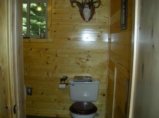 250 Kerr Rd, Nordman, ID 83848