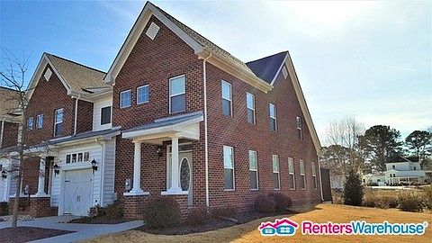 1st image of 1050 Christiana Cir