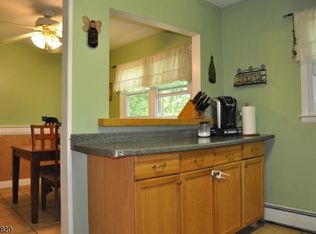 255 Carentan Rd, Hopatcong, NJ 07843