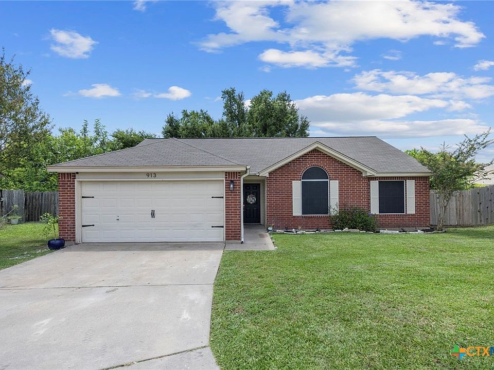 1st image of 913 Silver Stone Dr