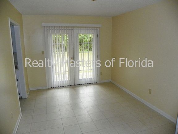 5th image of 2711 N M St