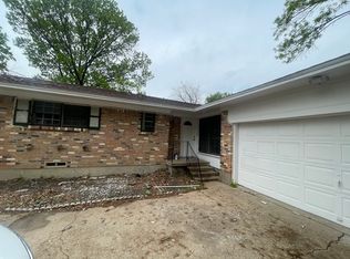 715 Jeran Dr, Dallas, TX 75217
