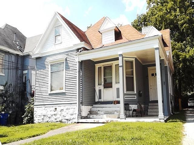 1st image of 371 Aylesford Pl