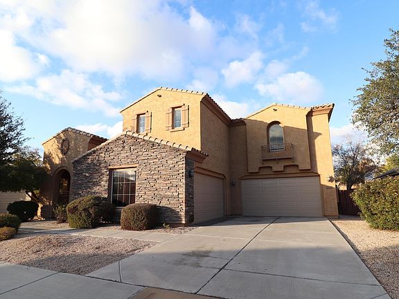 2nd image of 2600 E Wisteria Dr