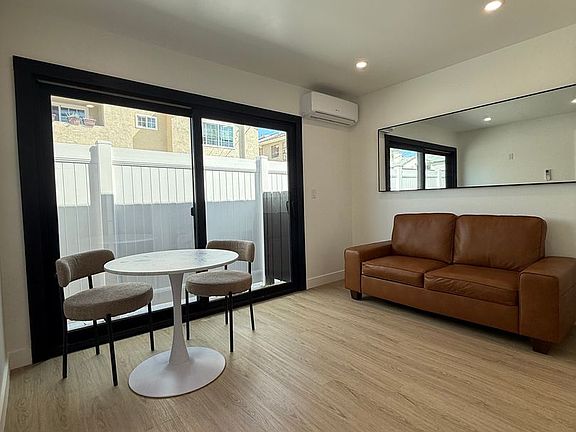 5th image of 4513-4523 Cleveland Ave #4515