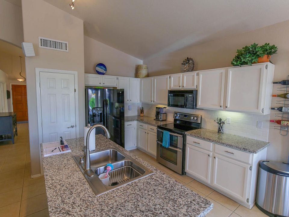 1st image of 125 S Palace Gardens Dr