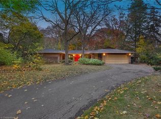 2225 Shardawn Mews, Mississauga, ON L5C1W6