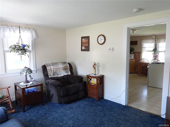 2nd image of 943 Parker Blvd