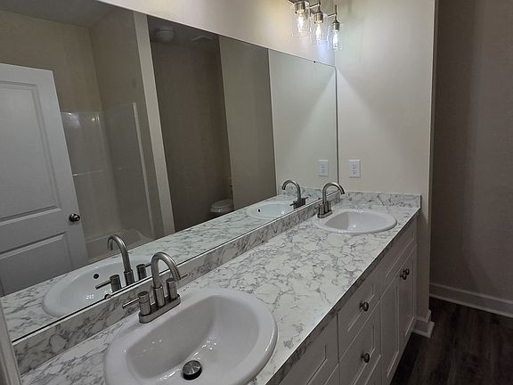 5th image of 156 S Moore St #156