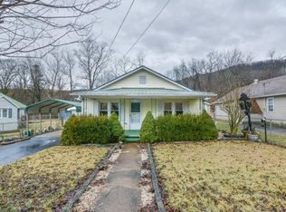 239 Monk St, Unicoi, TN 37692