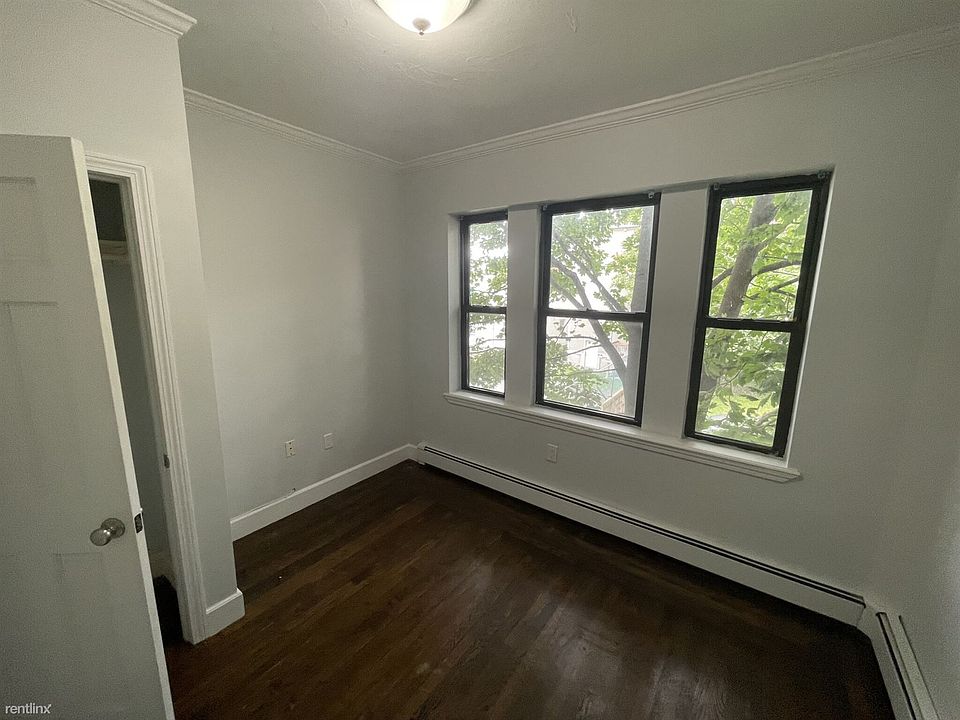 landlord_unit_photo_70910857_1